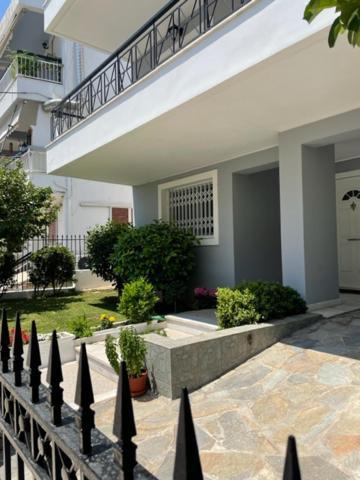 Kalimera Alimos Apartment Athen Eksteriør billede